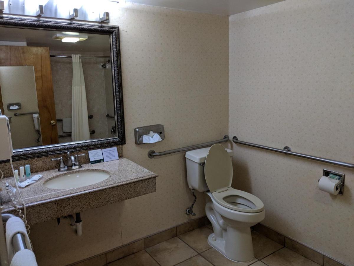 Gasthof Quality - I-81 Salem